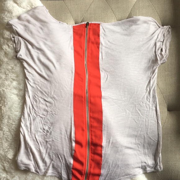 Beige and orange flow-y T-shirt with zipper detail - Picture 3 of 3